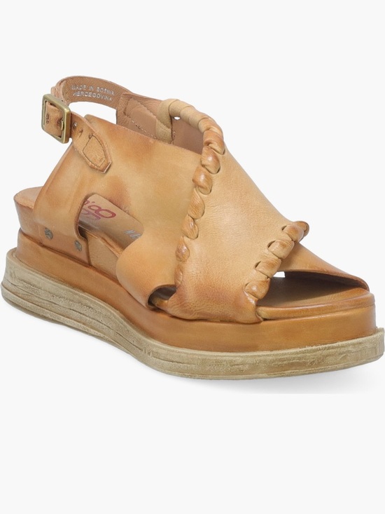 A.S.98 Shoes - NWT A.S.98 LUMY PLATFORM LEATHER SANDAL IN CAMEL COLOR SIZE EU39/US9